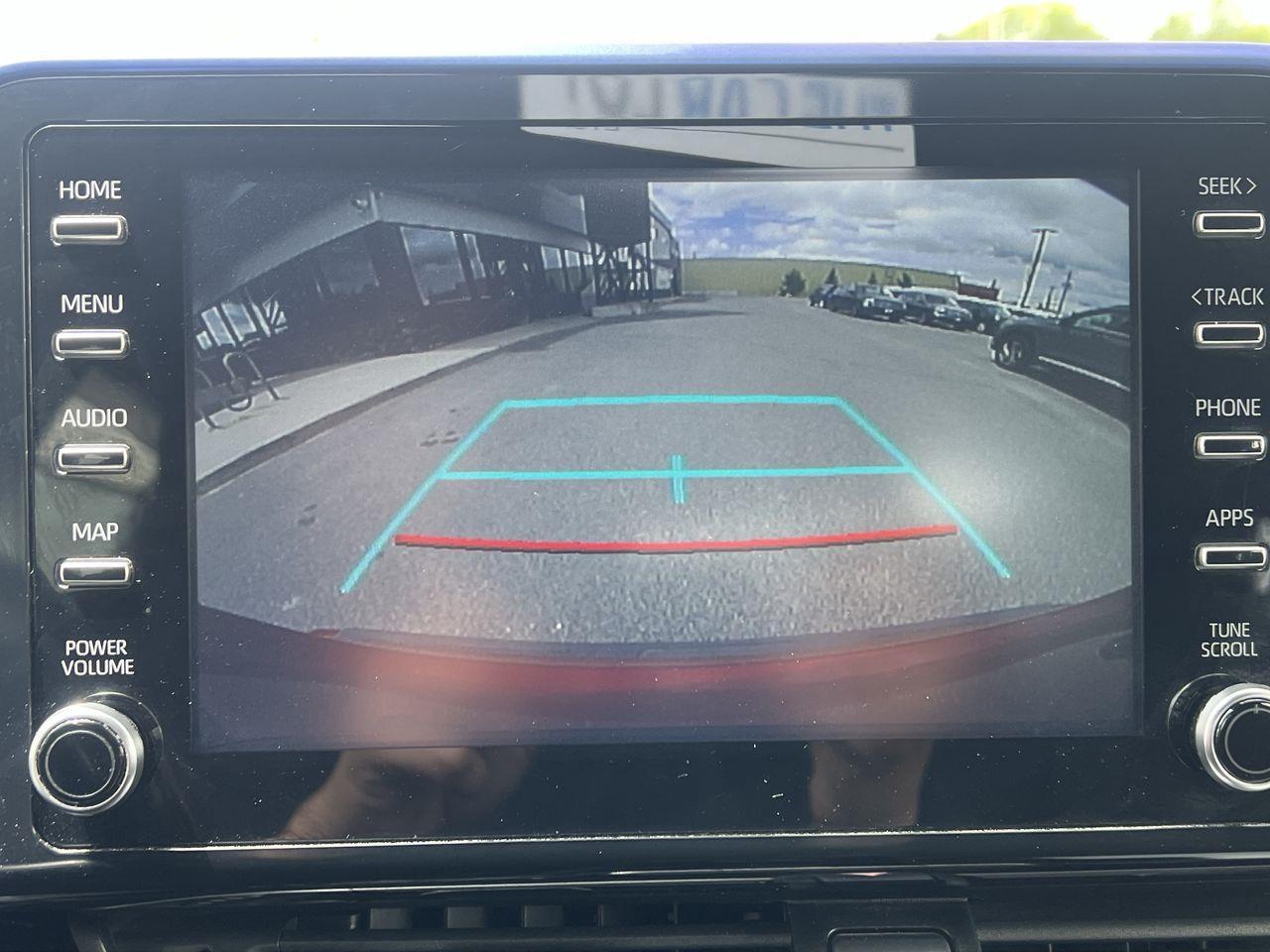 2020 Toyota C-HR XLE Premium FWD, HEATED FRONT SEATS, BACK UP CAM, SIRIUS XM!! Photo