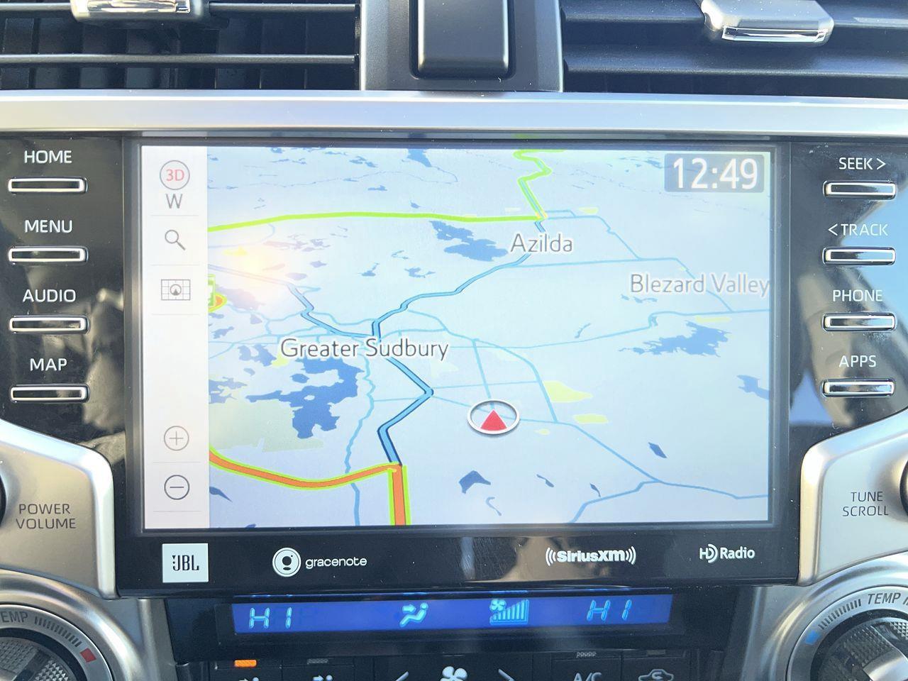 2023 Toyota 4Runner 4x4, 7 PASSENGER, MOONROOF, LEATHER HEATED SEATS, NAV, BACK UP CAM!! Photo