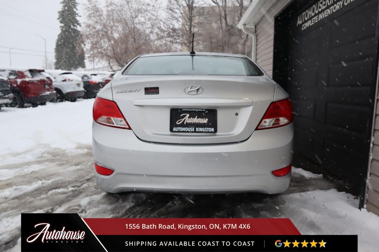 2015 Hyundai Accent GLS SUNROOF - ONLY 131,300 KM Photo