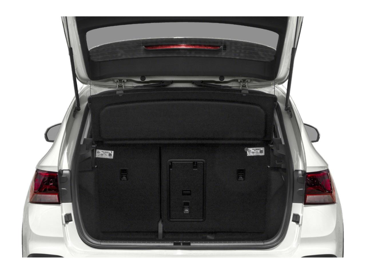 2024 Volkswagen Taos SE Photo