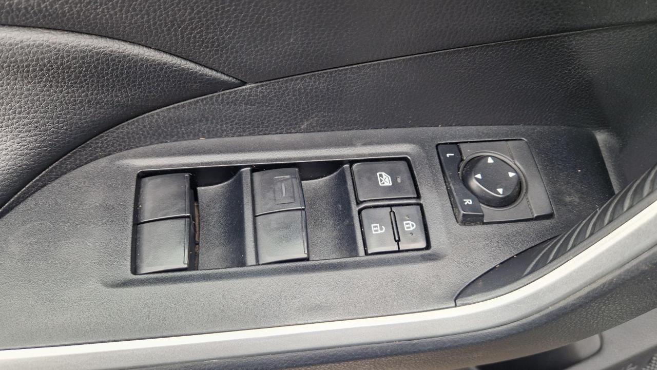 2020 Toyota RAV4 XLE Photo