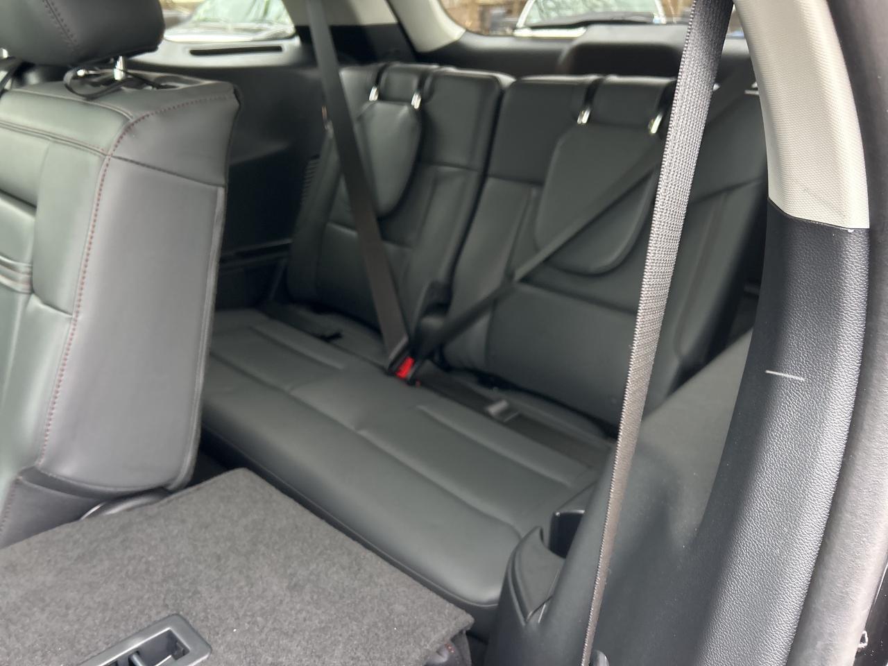 2025 Ford Explorer Active 4WD Photo