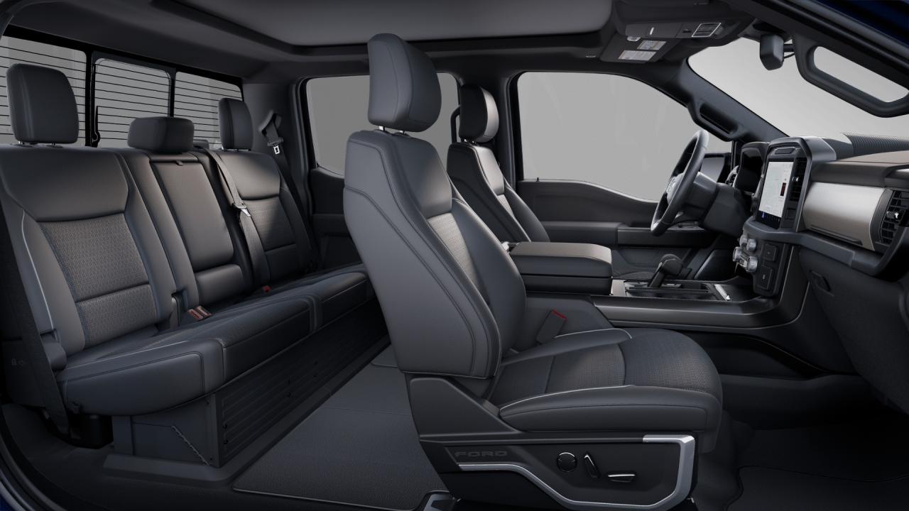 2025 Ford F-150 Lariat 4WD SuperCrew 5.5' Box Photo