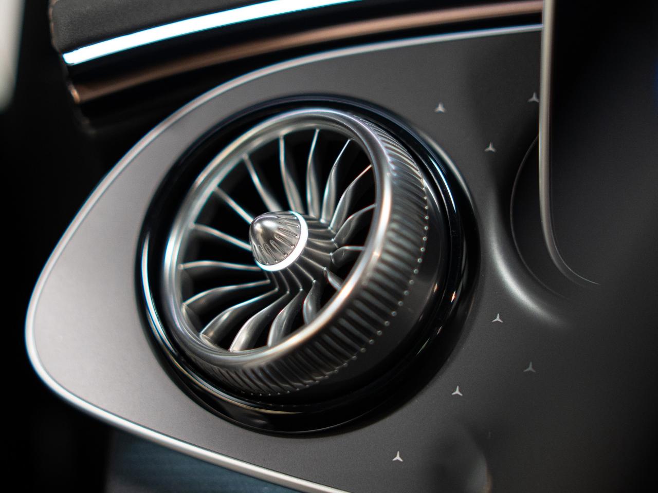 2024 Mercedes-Benz EQE 350 | EXCLUSIVE PKG | PANO Photo