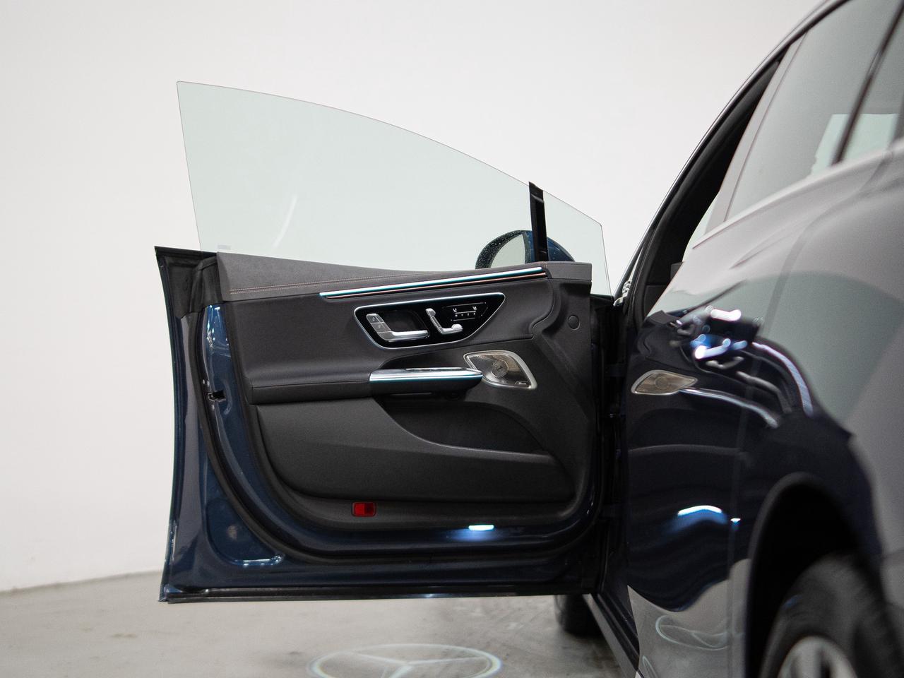 2024 Mercedes-Benz EQE 350 | EXCLUSIVE PKG | PANO Photo