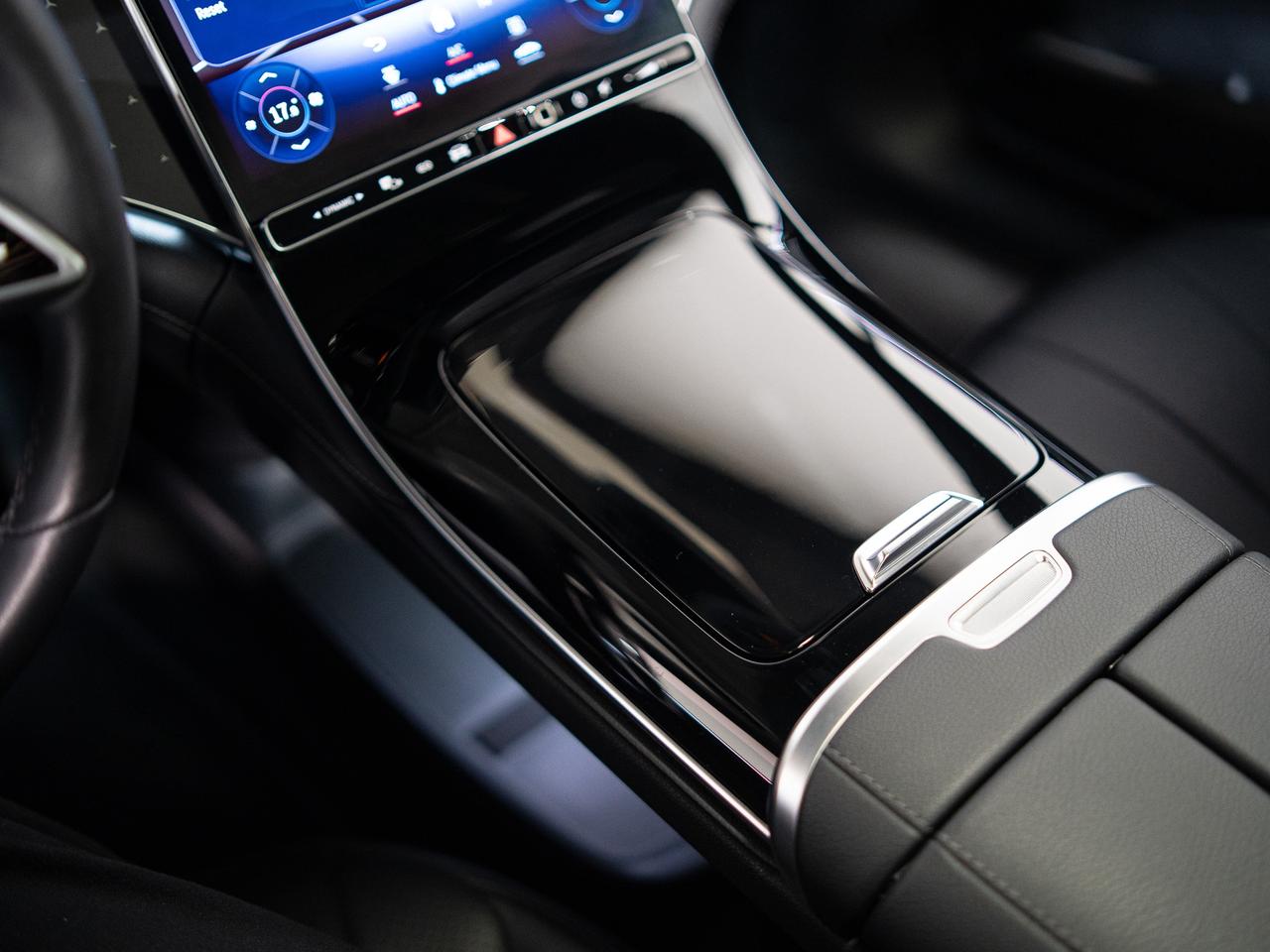 2024 Mercedes-Benz EQE 350 | EXCLUSIVE PKG | PANO Photo