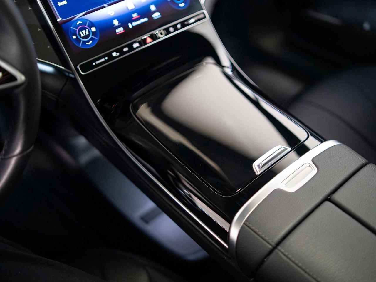 2024 Mercedes-Benz EQE 350 | EXCLUSIVE PKG | PANO Photo