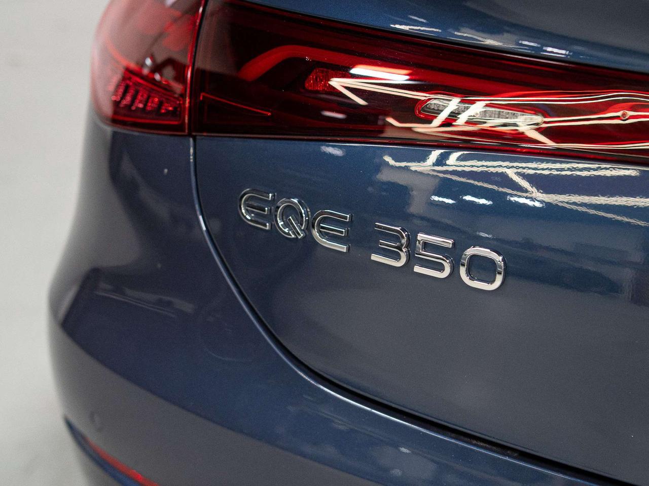 2024 Mercedes-Benz EQE 350 | EXCLUSIVE PKG | PANO Photo