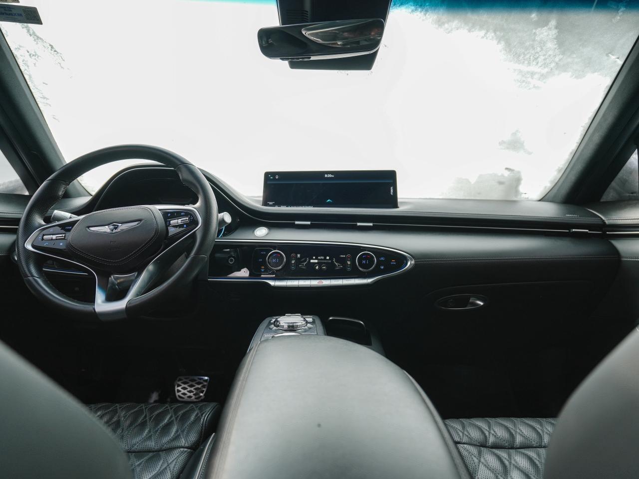 2022 Genesis GV70 3.5T SPORT/MUANA RED! SUPER DUPER CLEAN! Photo