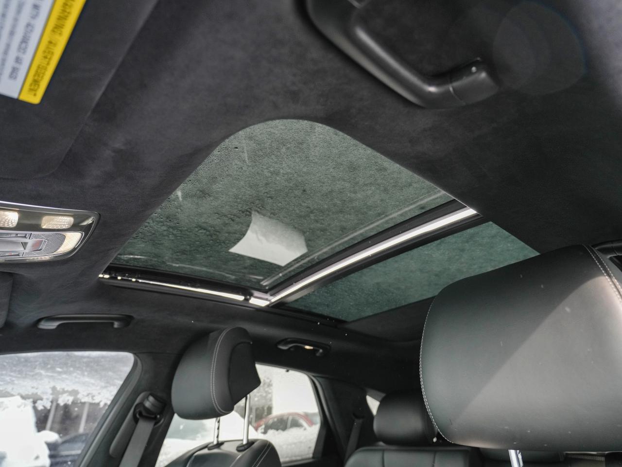 2022 Genesis GV70 3.5T SPORT/MUANA RED! SUPER DUPER CLEAN! Photo