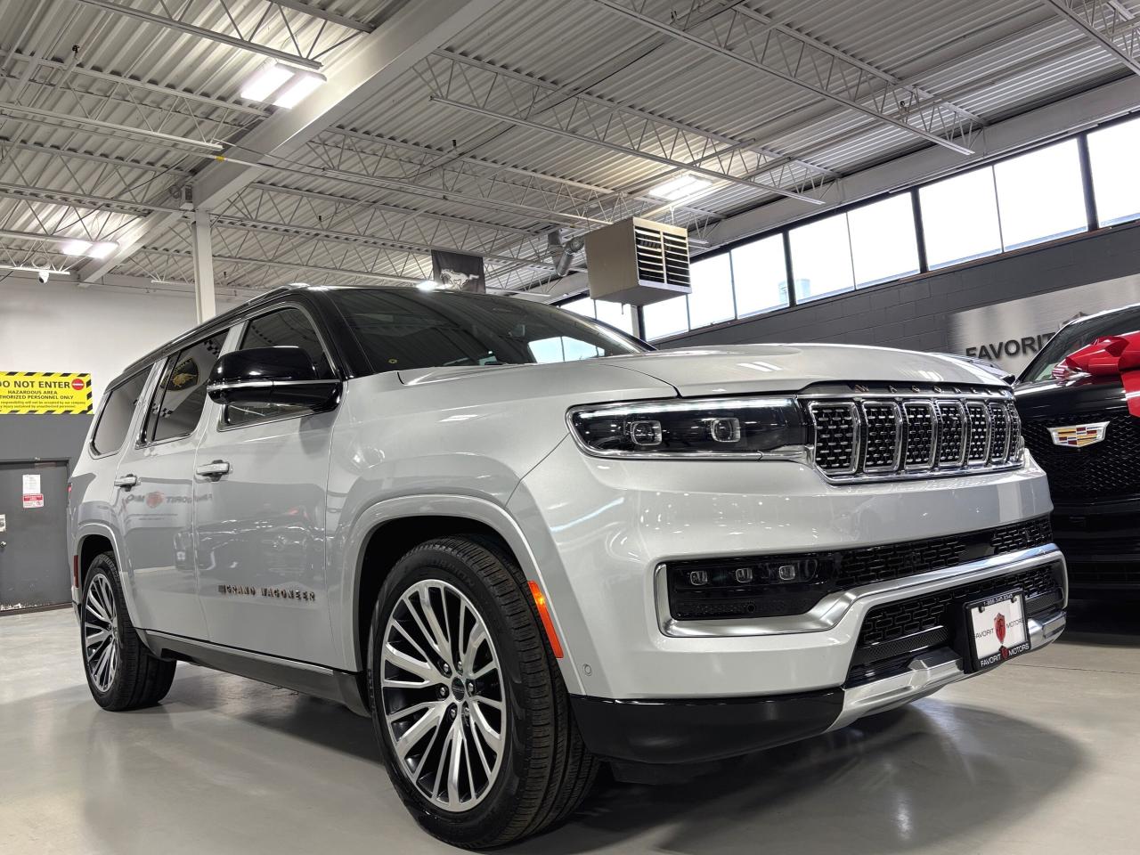 2024 Jeep Grand Wagoneer Series III 4x4|REARDVD|HEADSUP|FAMCAM|MASSAGE|+++ - Photo #2