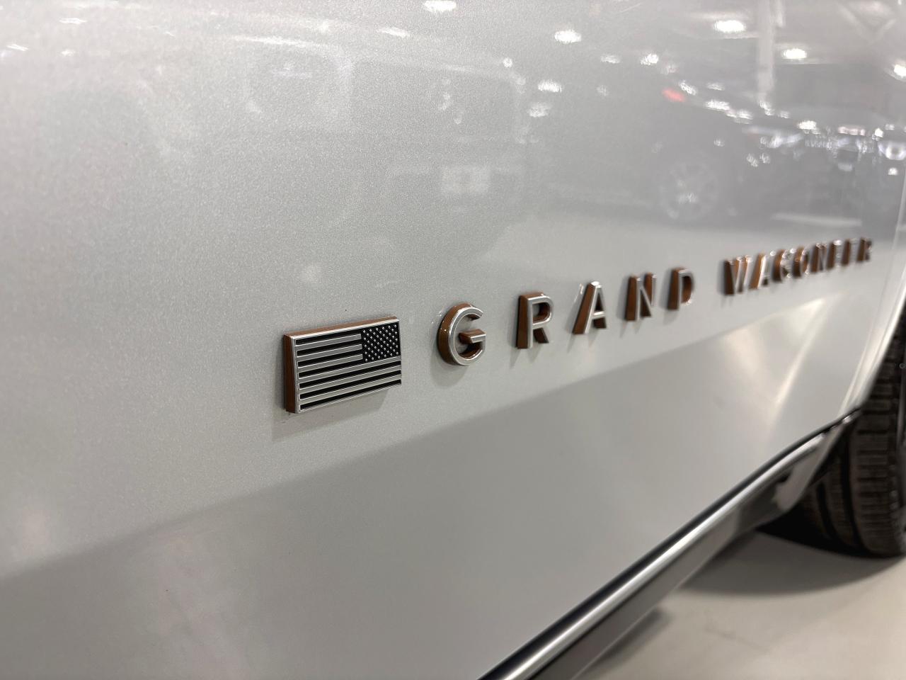 2024 Jeep Grand Wagoneer Series III 4x4|REARDVD|HEADSUP|FAMCAM|MASSAGE|+++ - Photo #6