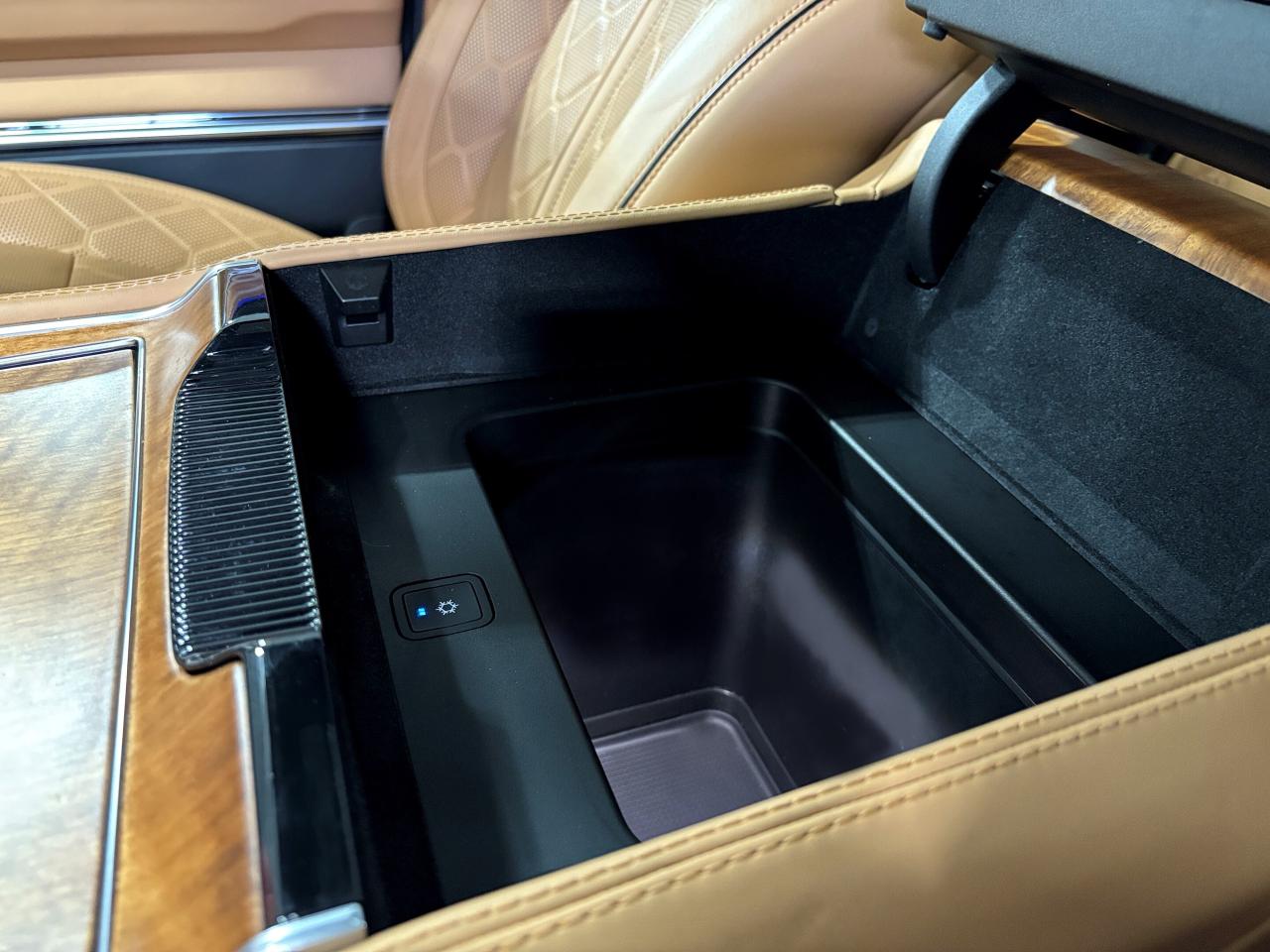 2024 Jeep Grand Wagoneer Series III 4x4|REARDVD|HEADSUP|FAMCAM|MASSAGE|+++ - Photo #33