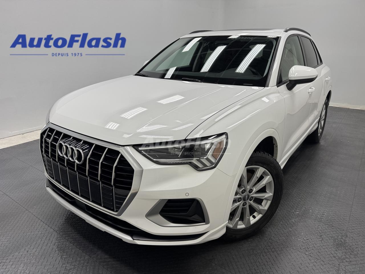 Used 2020 Audi Q3 45 KOMFORT QUATTRO, CARPLAY, CAMERA, TOIT PANO for sale in Saint-Hubert, QC