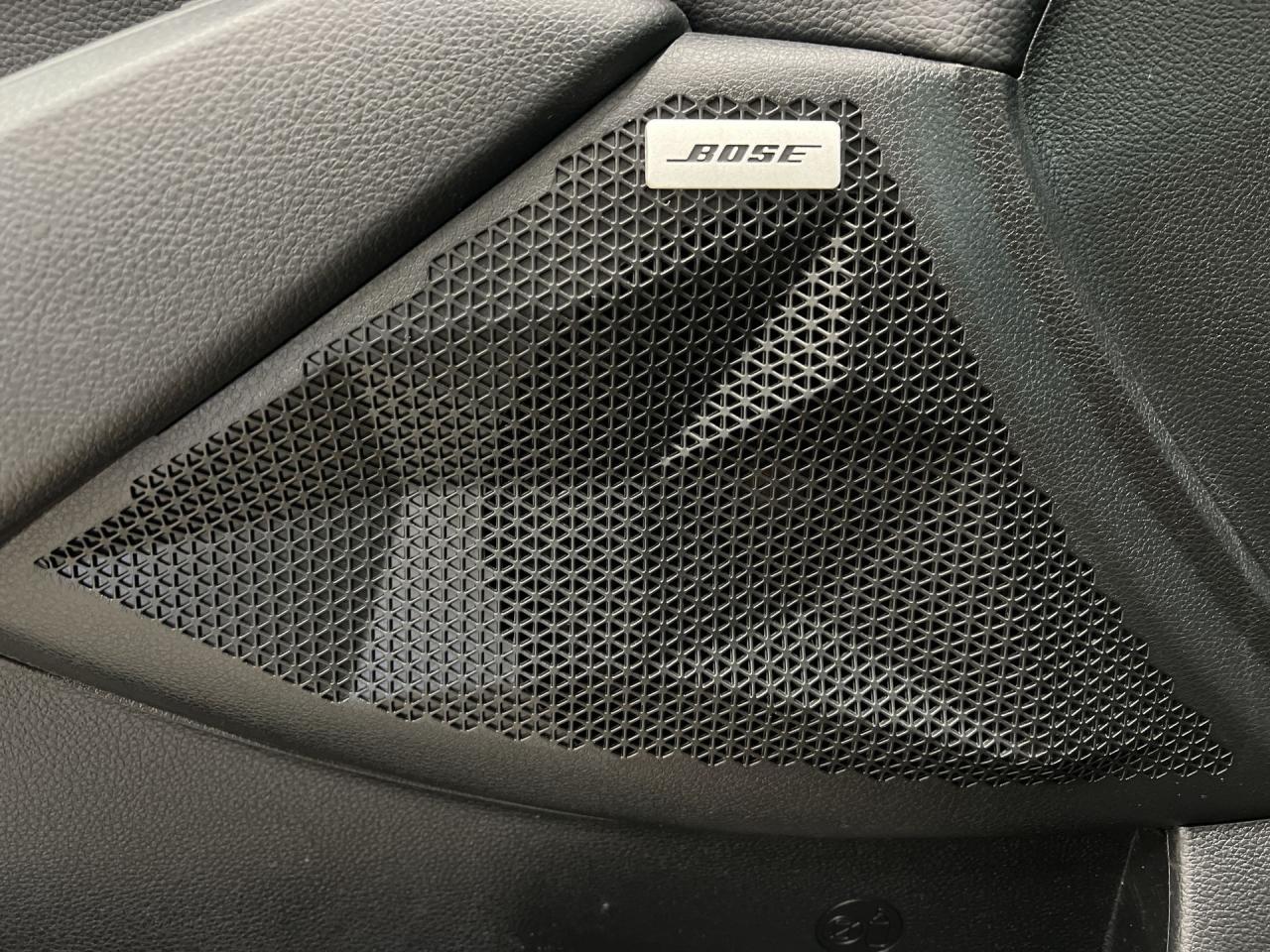 2023 Kia Seltos SX TURBO AWD | RED LEATHER| HTD/COOLED SEATS| BOSE Photo