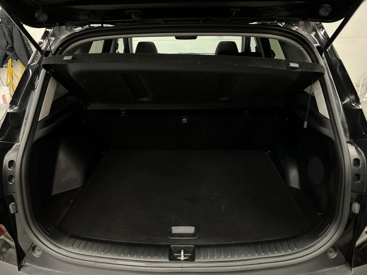 2023 Kia Seltos SX TURBO AWD | RED LEATHER| HTD/COOLED SEATS| BOSE Photo