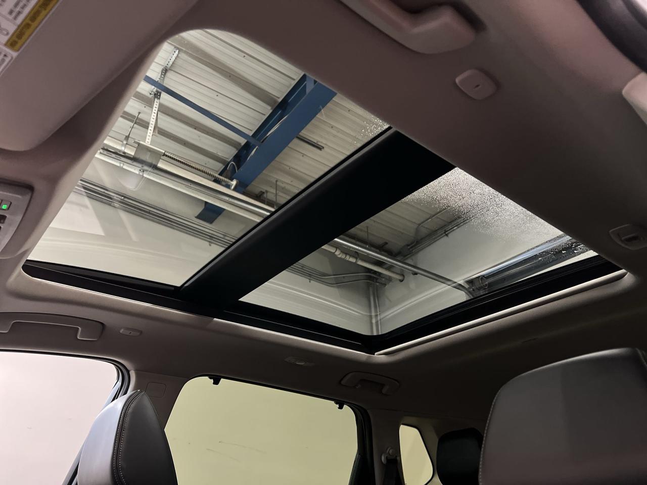 2023 Nissan Rogue SV MIDNIGHT AWD | LEATHER | PANO ROOF | 360 CAM Photo