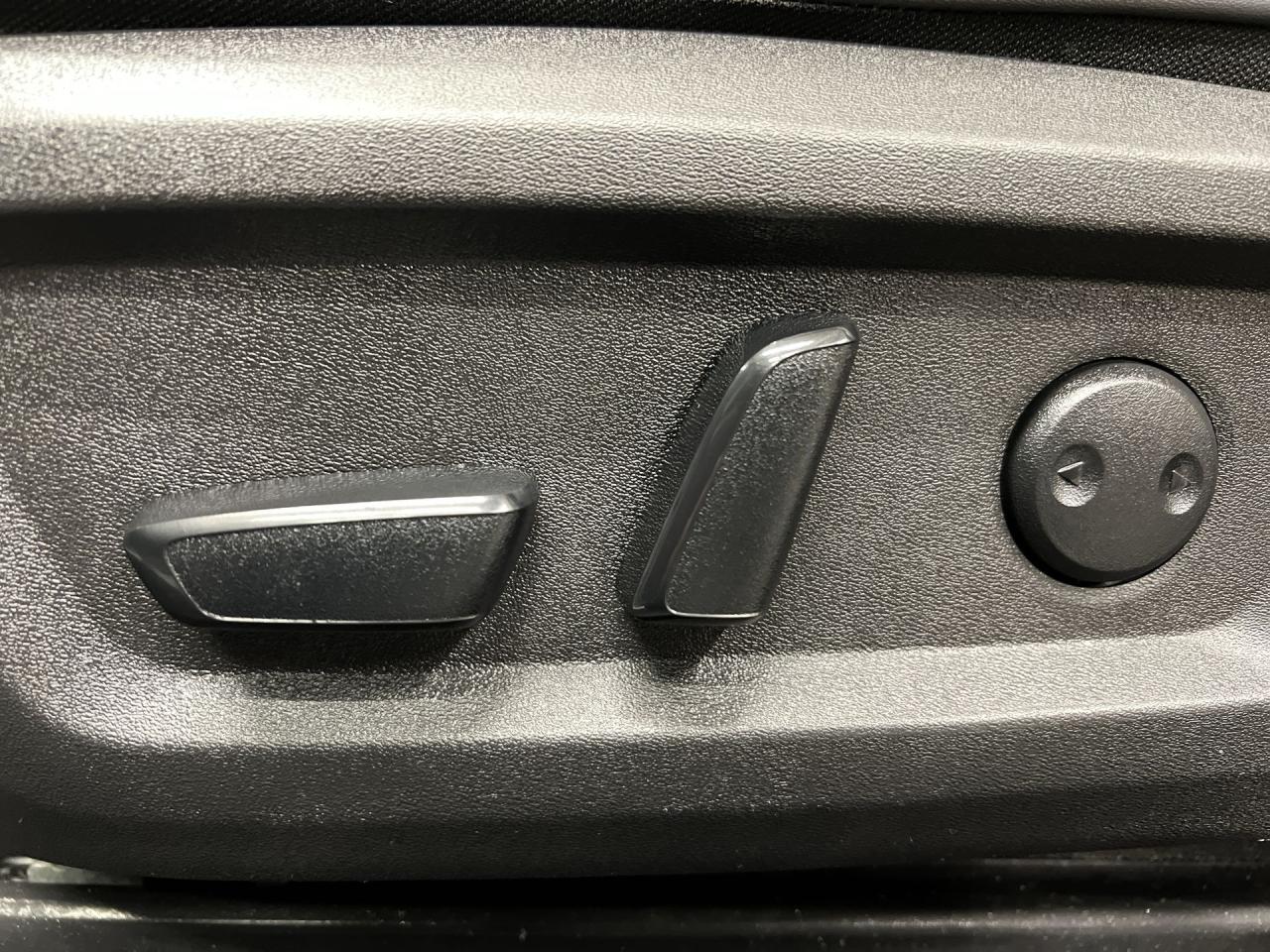 2023 Nissan Rogue SV MIDNIGHT AWD | LEATHER | PANO ROOF | 360 CAM Photo