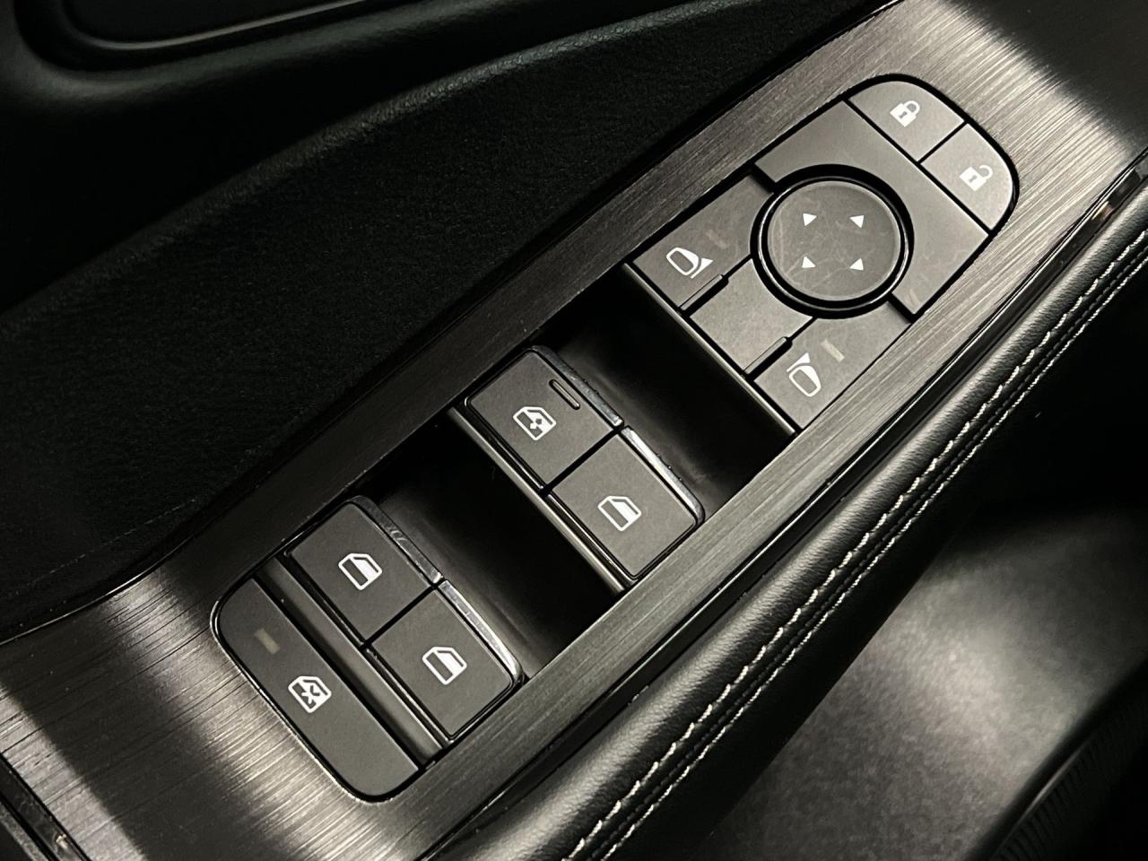 2023 Nissan Rogue SV MIDNIGHT AWD | LEATHER | PANO ROOF | 360 CAM Photo