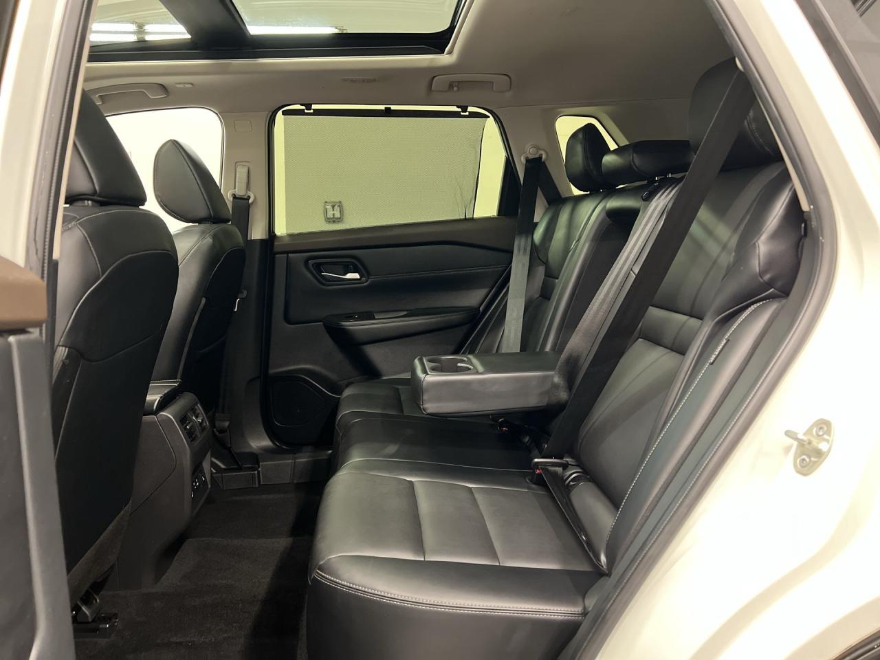 2023 Nissan Rogue SV MIDNIGHT AWD | LEATHER | PANO ROOF | 360 CAM Photo