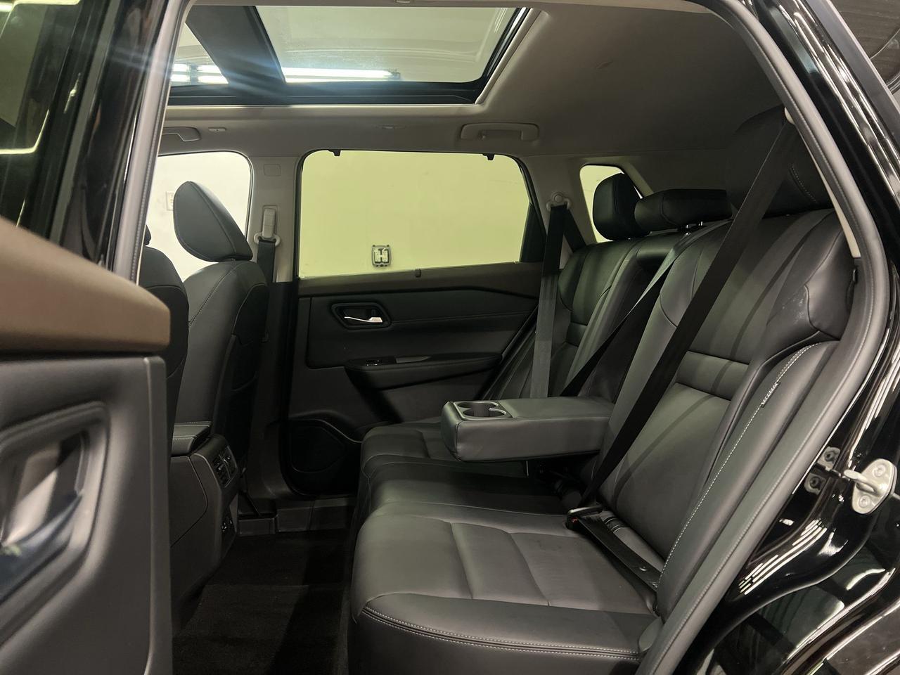 2023 Nissan Rogue SV MIDNIGHT AWD| LEATHER | PANO ROOF |REMOTE START Photo