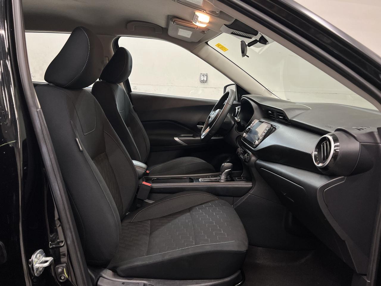 2024 Nissan Kicks SV| HEATED SEATS | REMOTE START | CARPLAY | ALLOYS Photo
