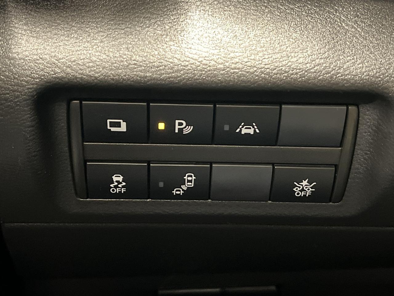2020 Nissan Kicks REAR CAM | BLIND SPOT | A/C | KEYLESS ENTRY Photo