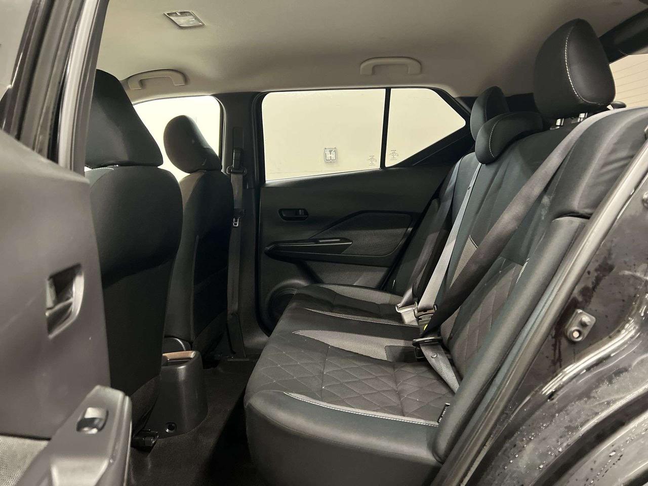 2020 Nissan Kicks REAR CAM | BLIND SPOT | A/C | KEYLESS ENTRY Photo