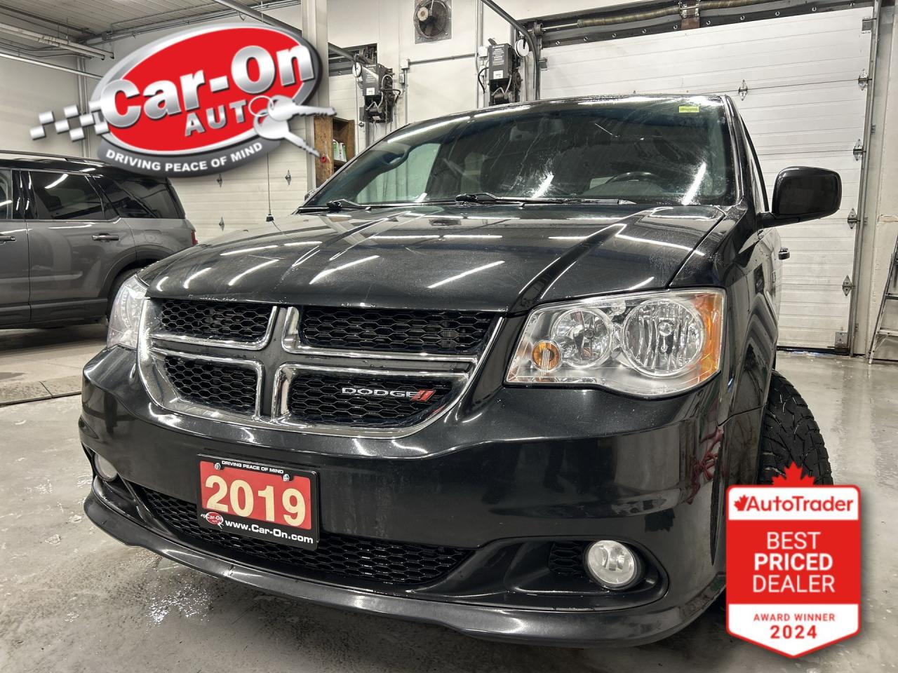 2019 Dodge Grand Caravan 35TH ANNIVERSARY | 7-PASS | LEATHER | DVD | A/C Photo0
