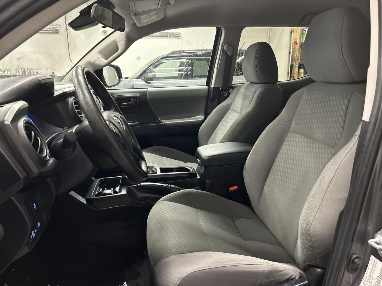 2022 Toyota Tacoma 4X4|DBL CAB | V6 | REAR CAM | HEATED SEATS| ALLOYS Photo