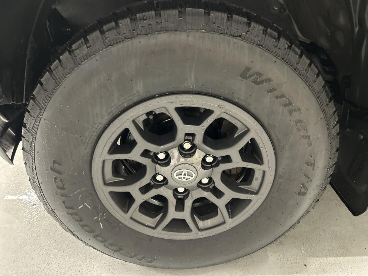 2022 Toyota Tacoma 4X4|DBL CAB | V6 | REAR CAM | HEATED SEATS| ALLOYS Photo