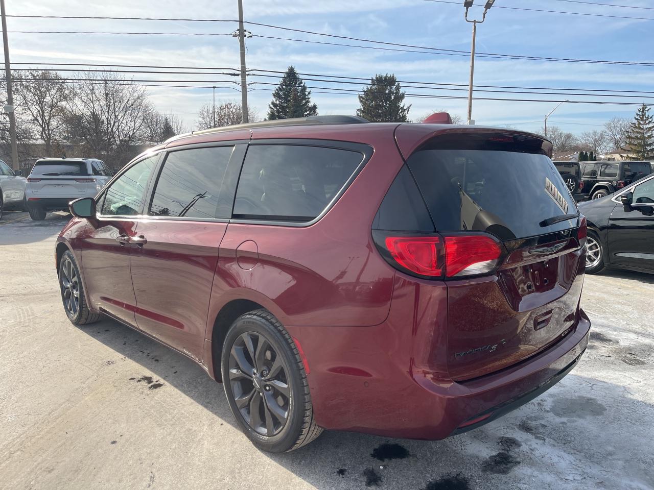 2019 Chrysler Pacifica S PKG / NAV / ADV SAFETY PKG / LEATHER Photo