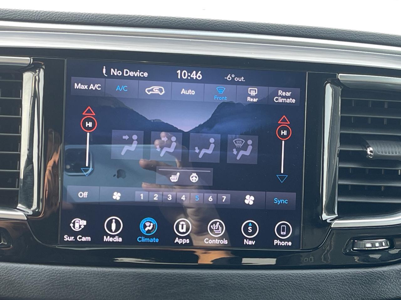 2019 Chrysler Pacifica S PKG / NAV / ADV SAFETY PKG / LEATHER Photo