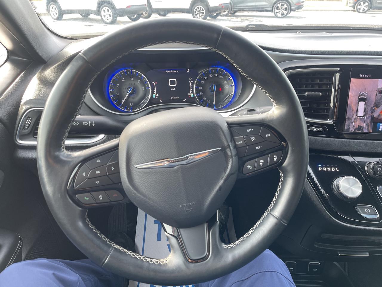 2019 Chrysler Pacifica S PKG / NAV / ADV SAFETY PKG / LEATHER Photo