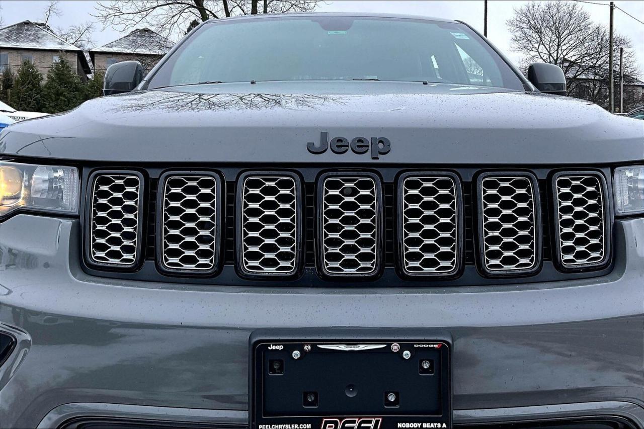 2020 Jeep Grand Cherokee Altitude | Heated Seats | Safety Tech | NAV | 4X4 Photo