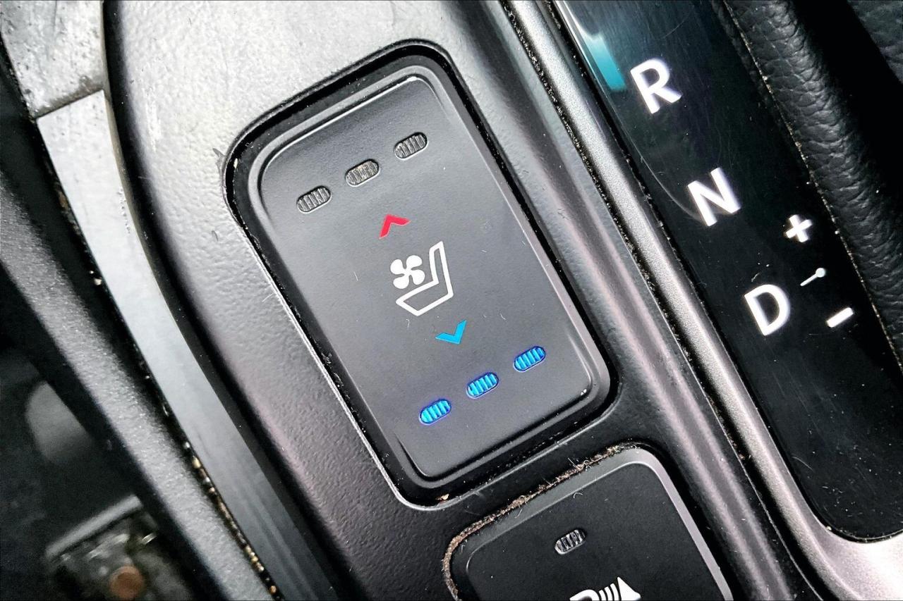 2015 Hyundai Santa Fe Sport 2.0T Limited | Vented Leather | Panoroof | AWD Photo