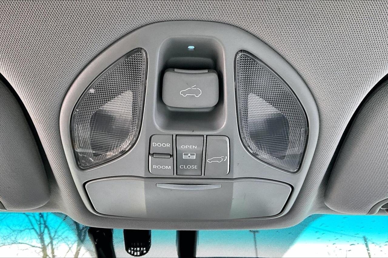 2015 Hyundai Santa Fe Sport 2.0T Limited | Vented Leather | Panoroof | AWD Photo