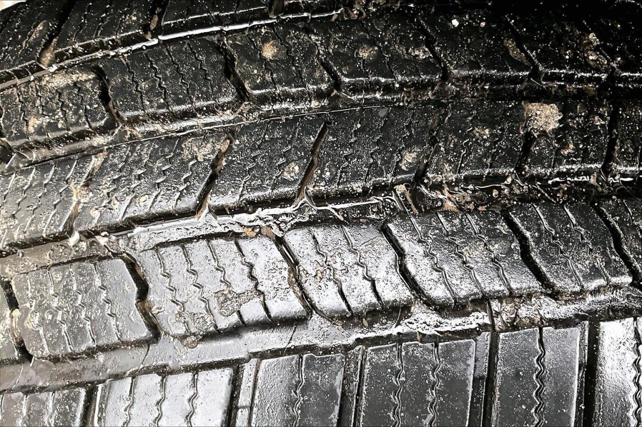 2015 Hyundai Santa Fe Sport 2.0T Limited | Vented Leather | Panoroof | AWD Photo