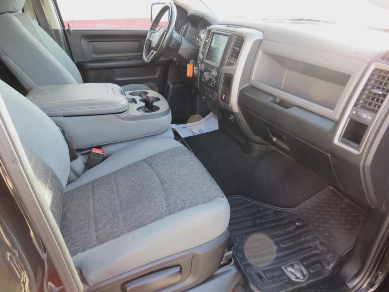 2020 RAM 1500 Classic Express (**CLEAN TITLE/NO ACCIDENTS!!**SAFETY/CERTIFIED!!**4WD**TRAILER HITCH**TRI-FOLD TONNEAU COVER**RUNNING BOARDS**REMOTE START**POWER SEATS**DIGITAL TOUCHSCREEN**HEATED SEATS/STEERING WHEEL**REVERSE CAMERA**DUAL CLIMATE CONTROL**BLUETOOTH**CRUISE CON Photo