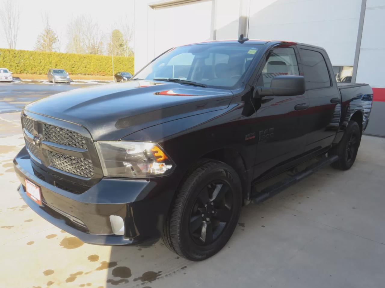2020 RAM 1500 Classic Express (**CLEAN TITLE/NO ACCIDENTS!!**SAFETY/CERTIFIED!!**4WD**TRAILER HITCH**TRI-FOLD TONNEAU COVER**RUNNING BOARDS**REMOTE START**POWER SEATS**DIGITAL TOUCHSCREEN**HEATED SEATS/STEERING WHEEL**REVERSE CAMERA**DUAL CLIMATE CONTROL**BLUETOOTH**CRUISE CON Photo