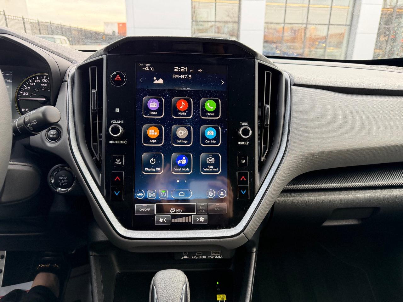 2024 Subaru XV Crosstrek Onyx Pkg.   Sunroof   Apple Carplay Photo