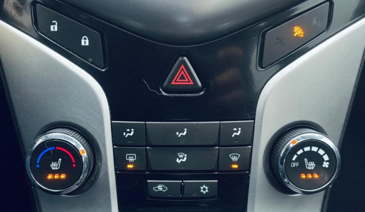 2014 Chevrolet Cruze 2LT Auto 4dr Sedan Automatic Photo