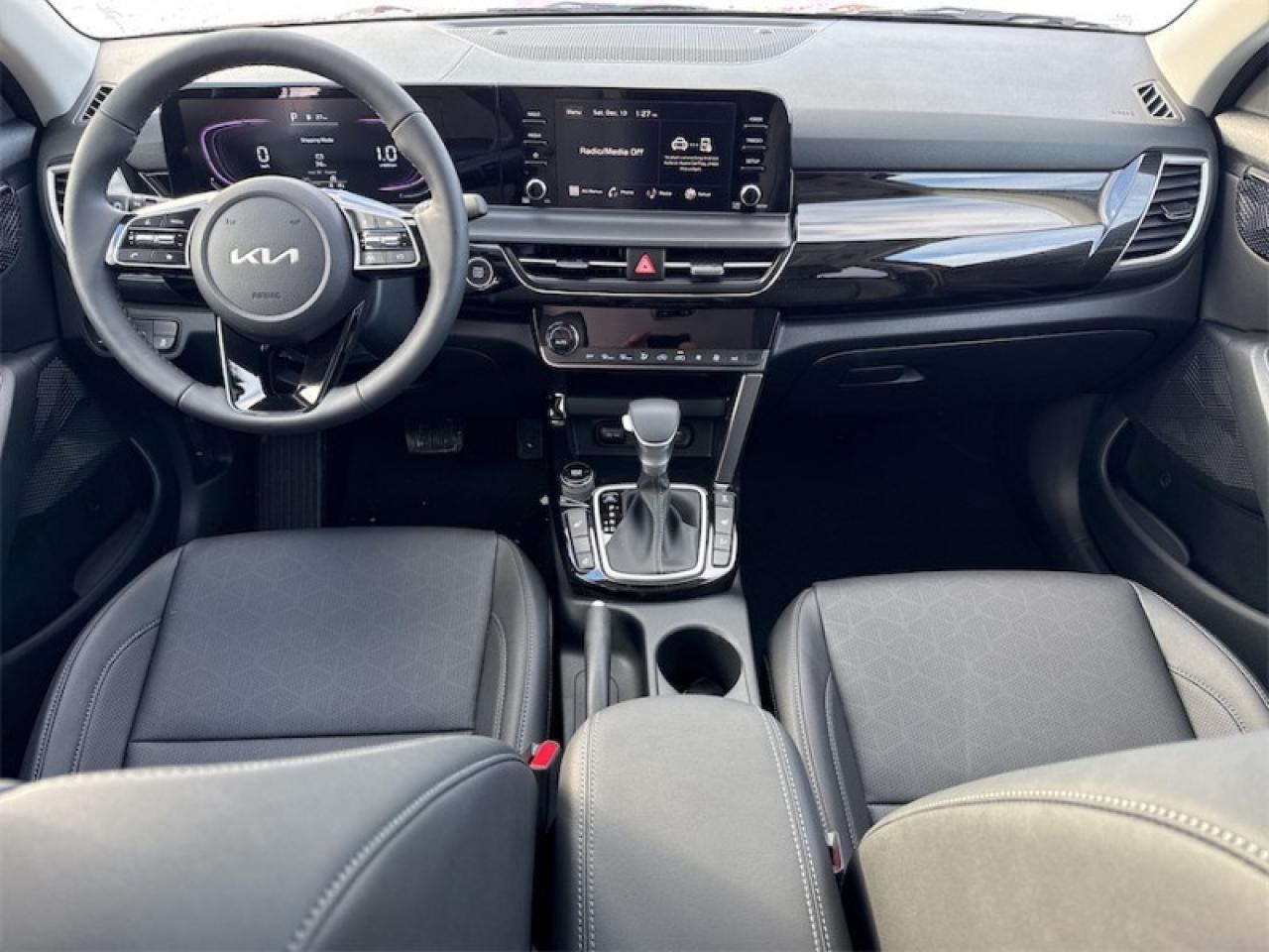 2026 Kia Seltos EX  Sunroof Photo3