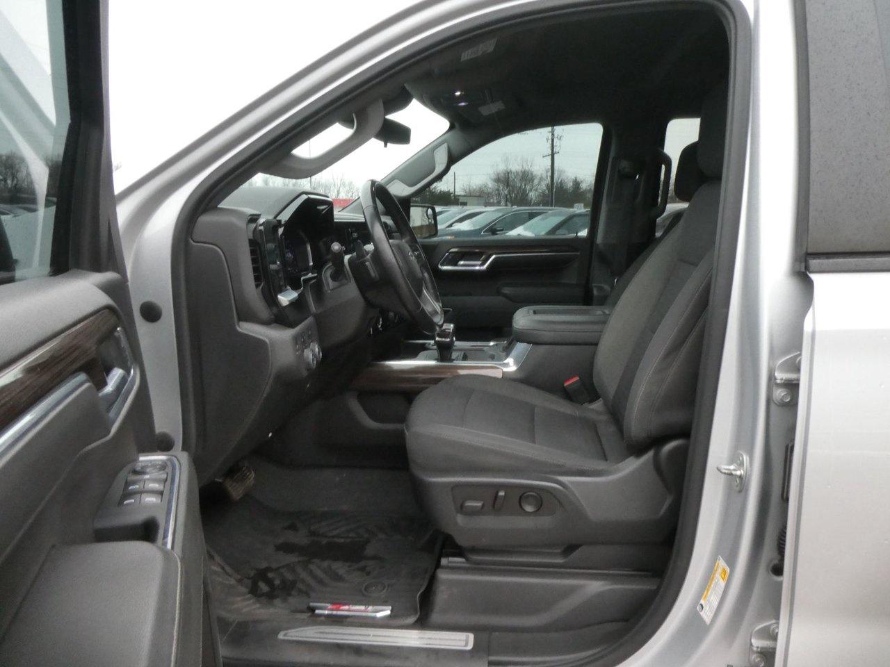 2022 Chevrolet Silverado 1500 RST RST Photo