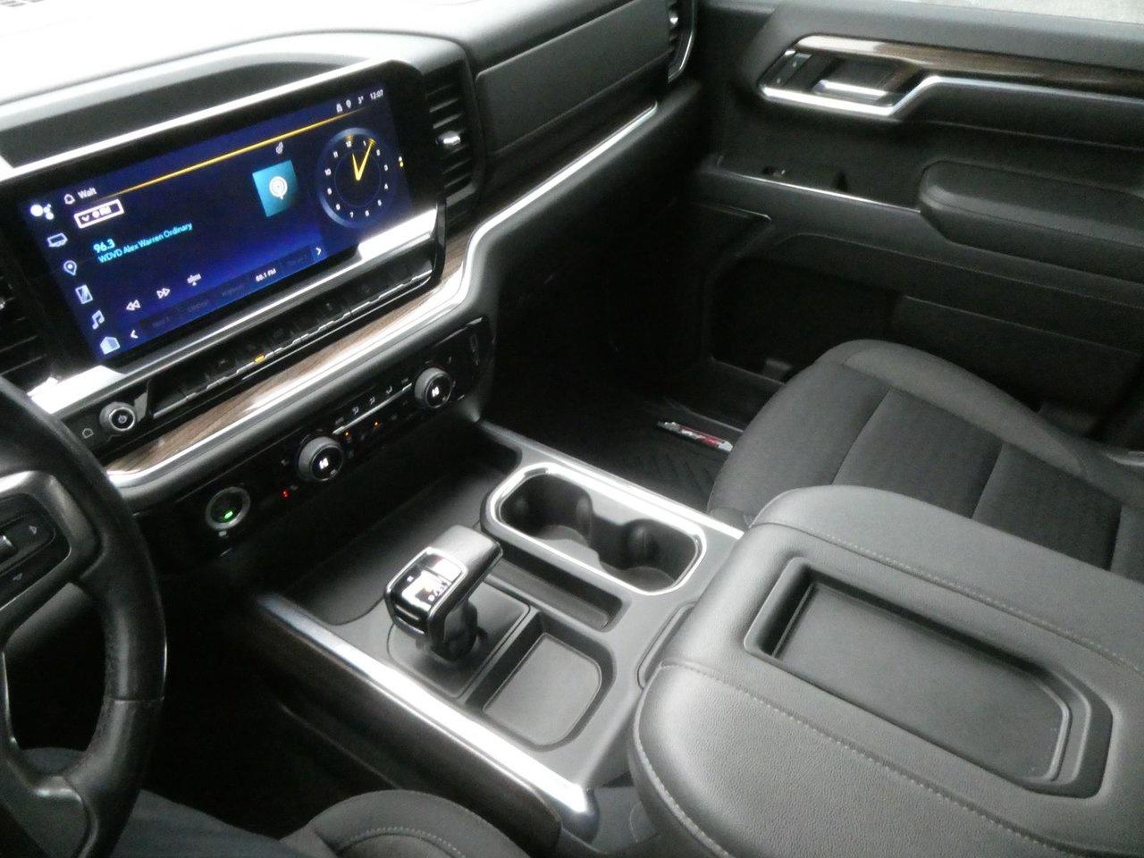 2022 Chevrolet Silverado 1500 RST RST Photo