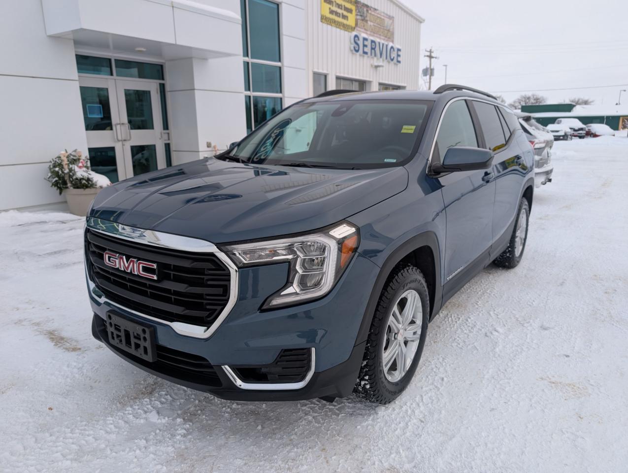 2024 GMC Terrain SLE Photo1