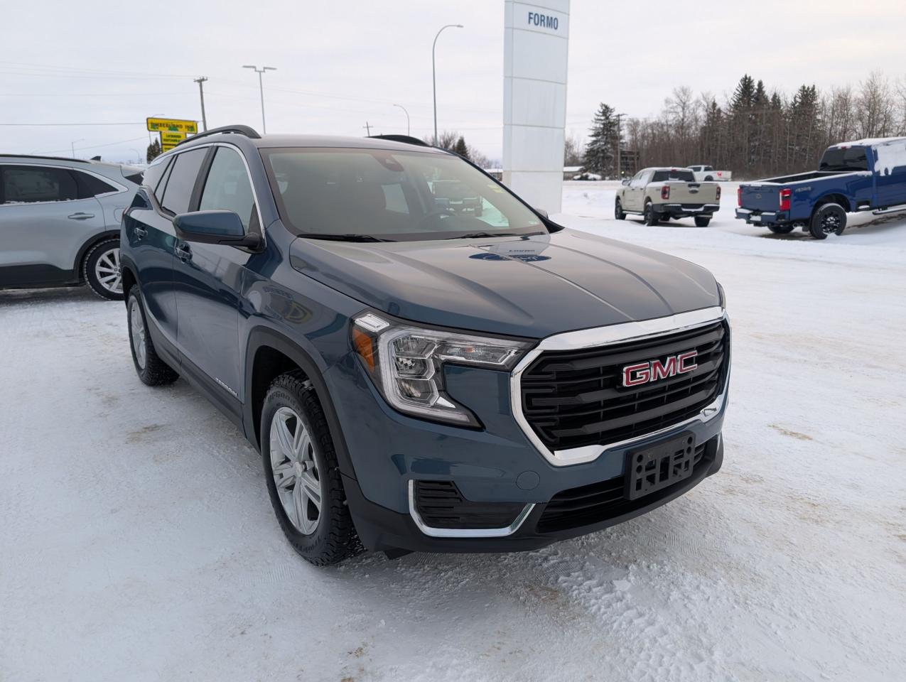 2024 GMC Terrain SLE Photo3