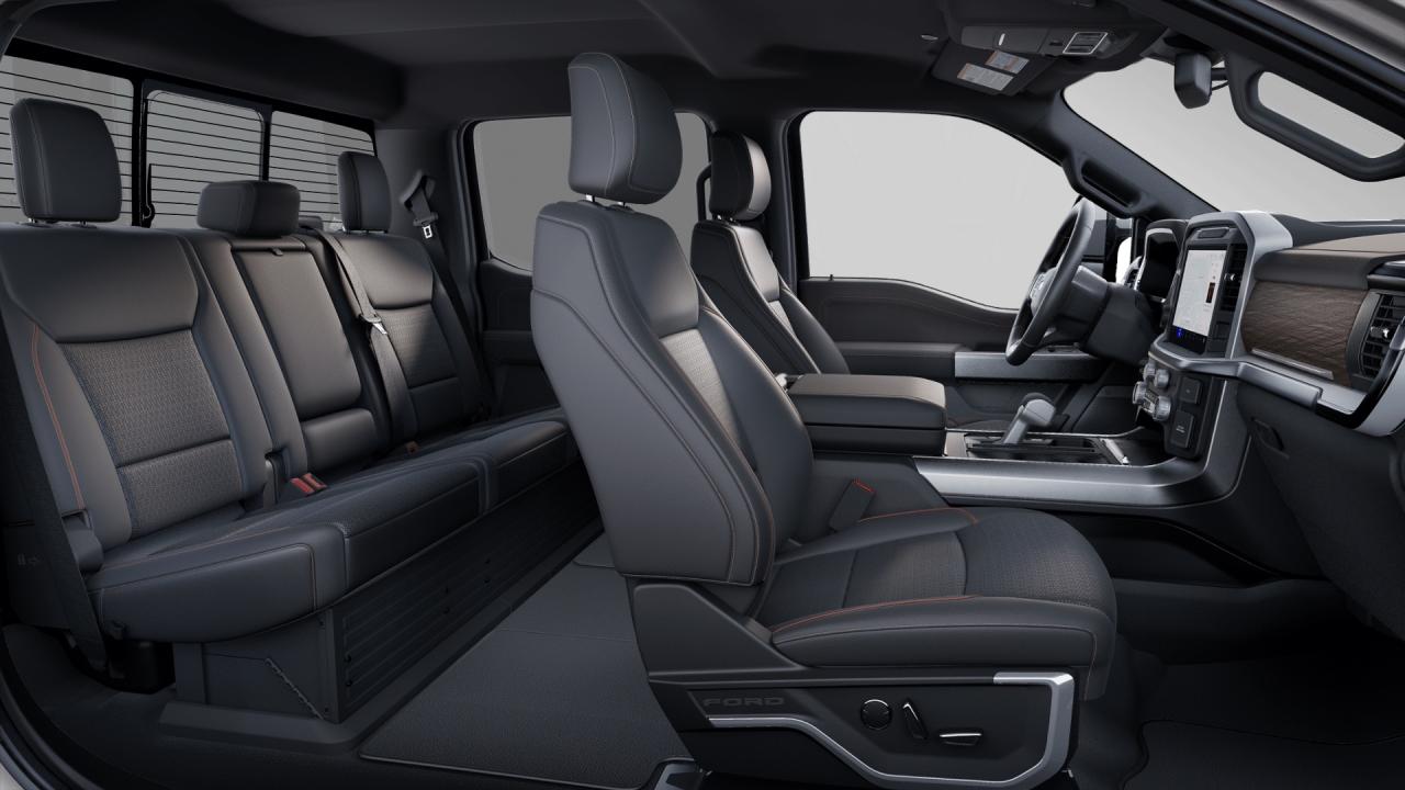 2025 Ford F-150 Lariat Photo5