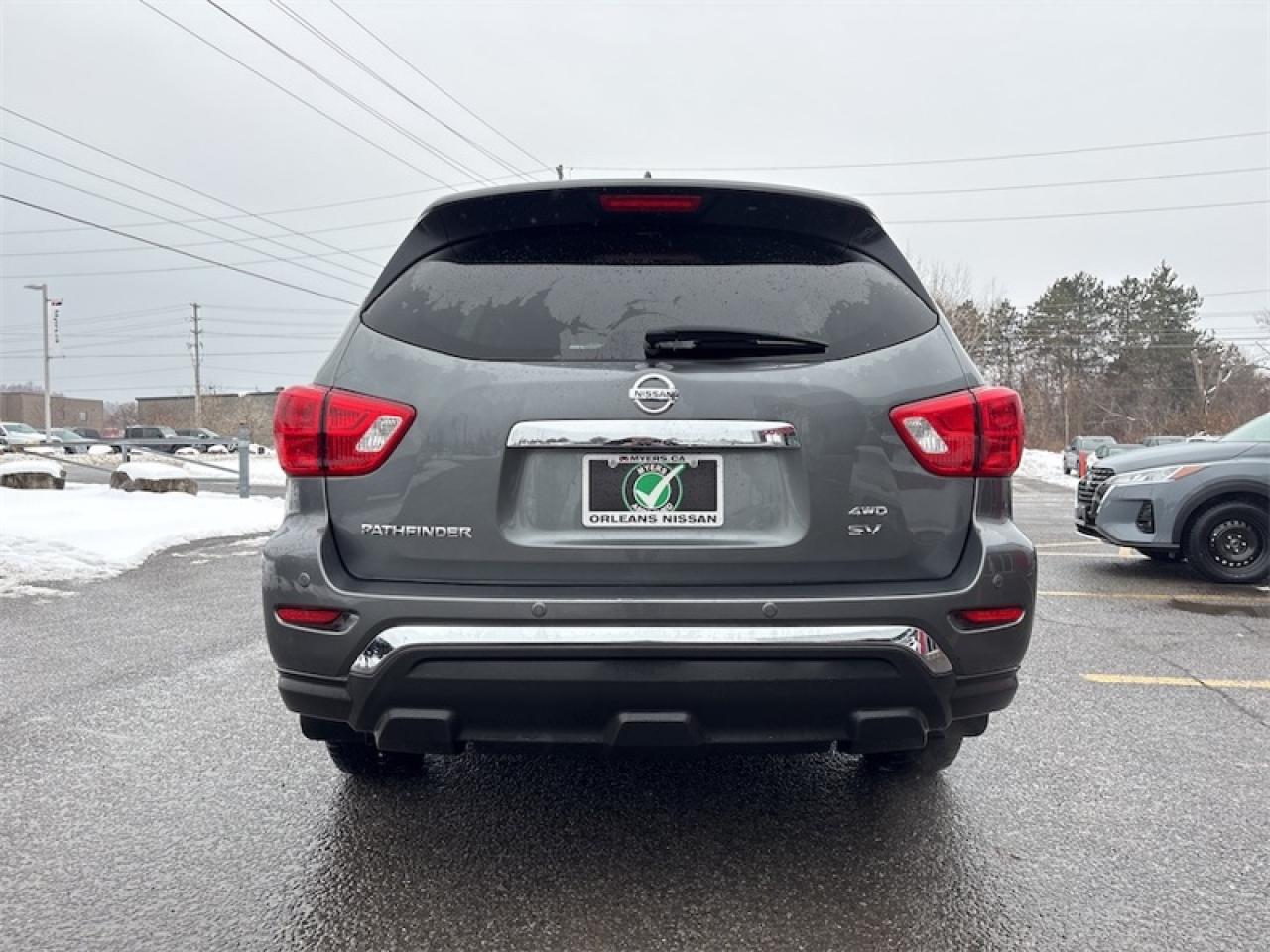 2020 Nissan Pathfinder SV Tech  - Navigation -  Heated Seats Photo3