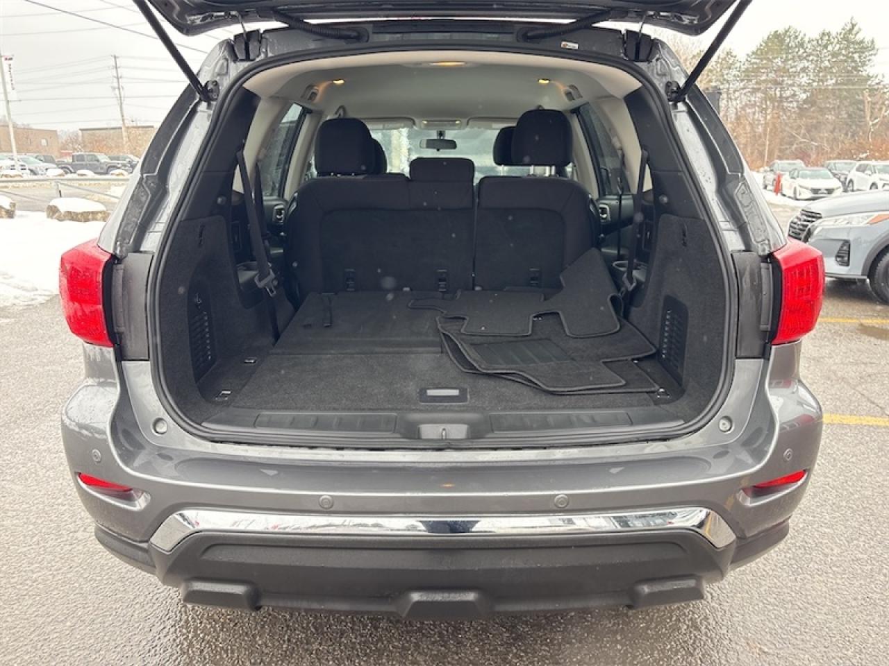 2020 Nissan Pathfinder SV Tech  - Navigation -  Heated Seats Photo